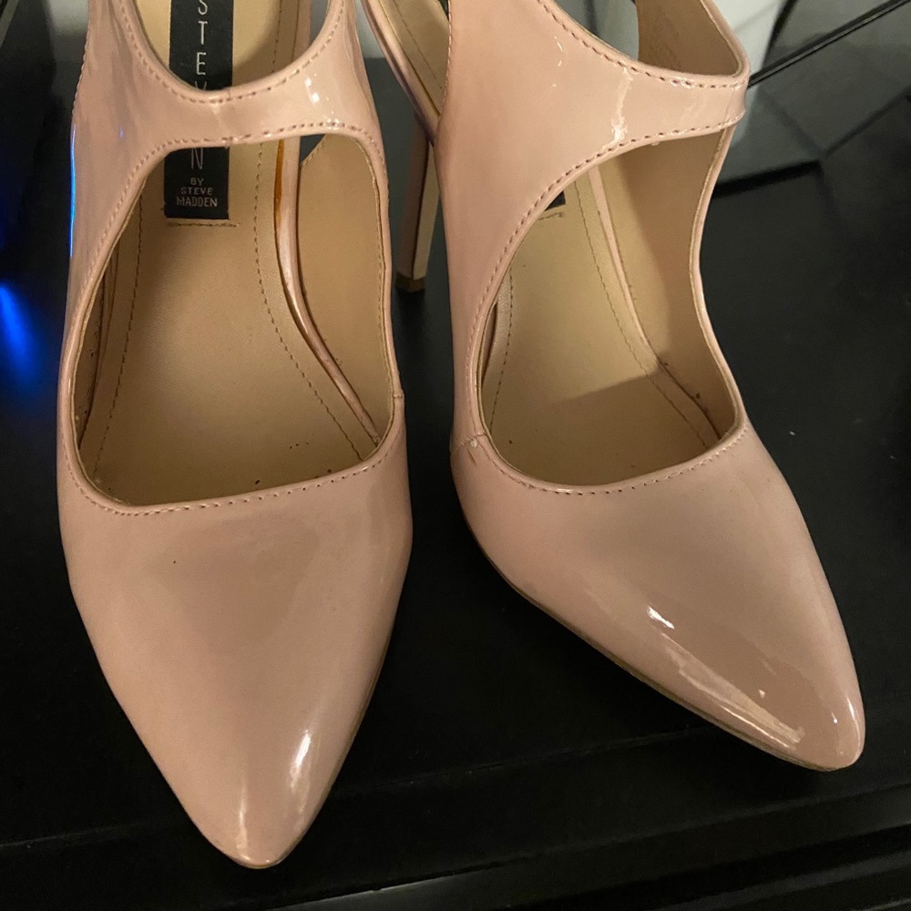 Patent pumps - Picture 2 of 5